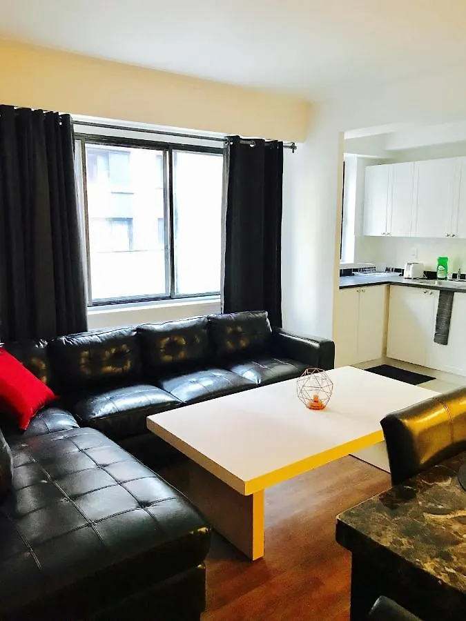 Stylish Montreal Apartment: Comfortable Stay In The Golden Square Mile