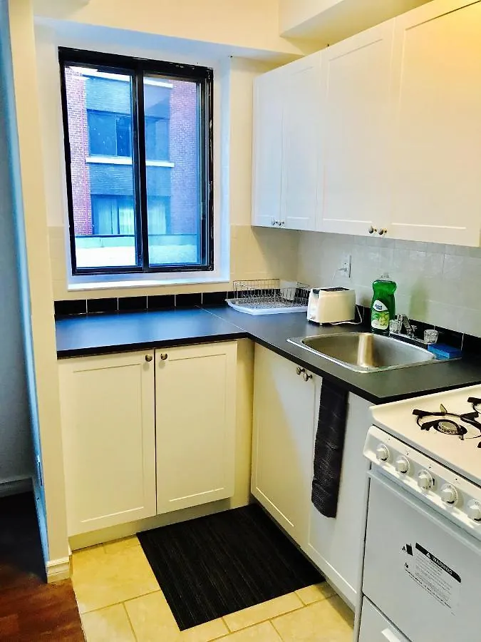 Stylish Montreal Apartment: Comfortable Stay In The Golden Square Mile 0*,  Canada